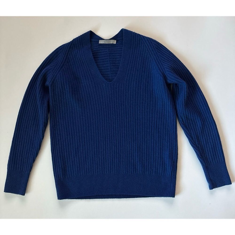 Vince Cashmere/ Wool Royal Blue Ribbed V-Neck Sweater Size XS ~ Excellent
